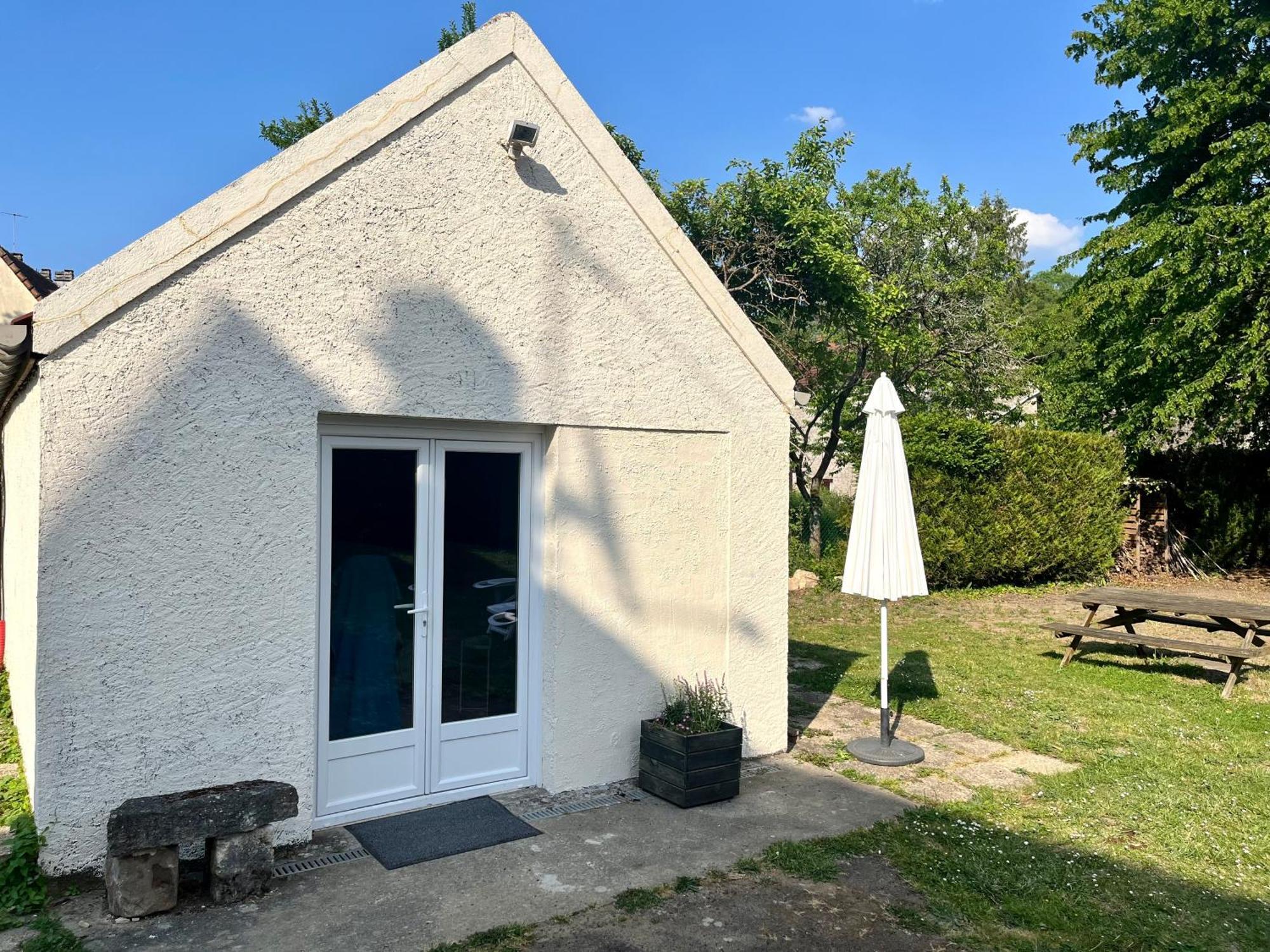 Studio Avec Grand Jardin + Parking Seraincourt Exteriör bild